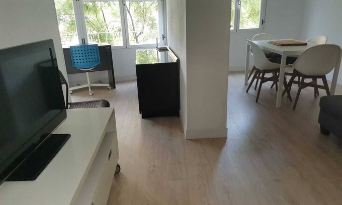 Pacifico Apartamento | BnB Retiro - Habitación Privada en un Apartamento Compartido