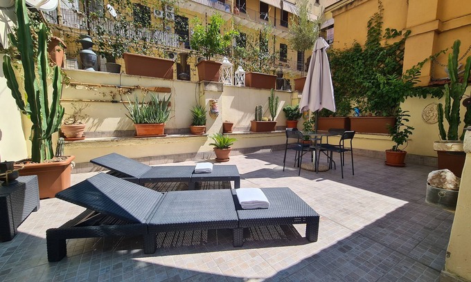 Rione XVIII Castro Pretorio Casa | BnB Rooms And Comfort