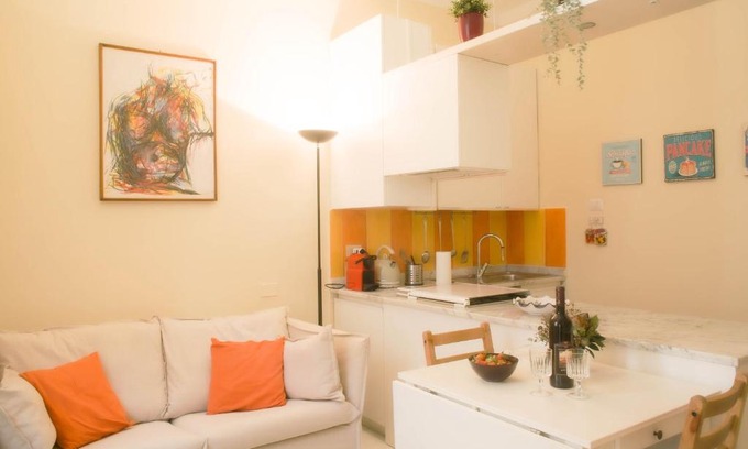 Porta Volta Apartamento | BnButler - Farini - Beautiful One Bedroom Apartment - Central
