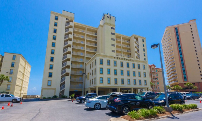 Gulf Shores Casa | Boardwalk Condos by Hosteeva