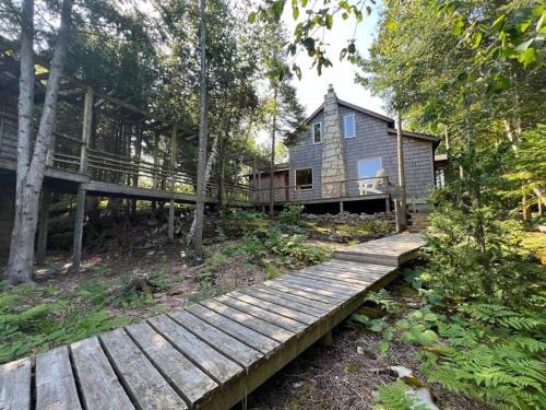 Tobermory Casa | Boardwalk Pines at Tobermory