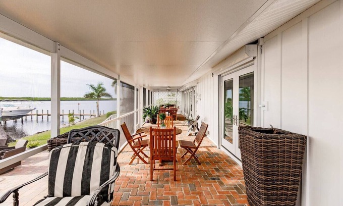 Punta Gorda Casa | Boat lovers dream home!