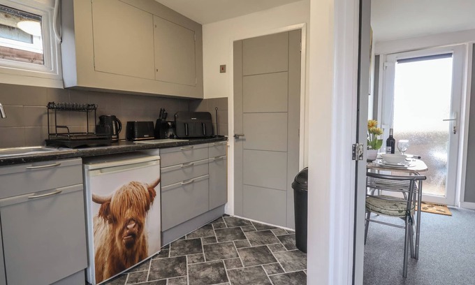 Chard Cabaña | Bobby's Lodge