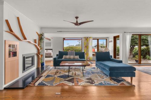 Wooded Area Casa | Boho-Style Point Loma Retreat Large Outdoor Deck