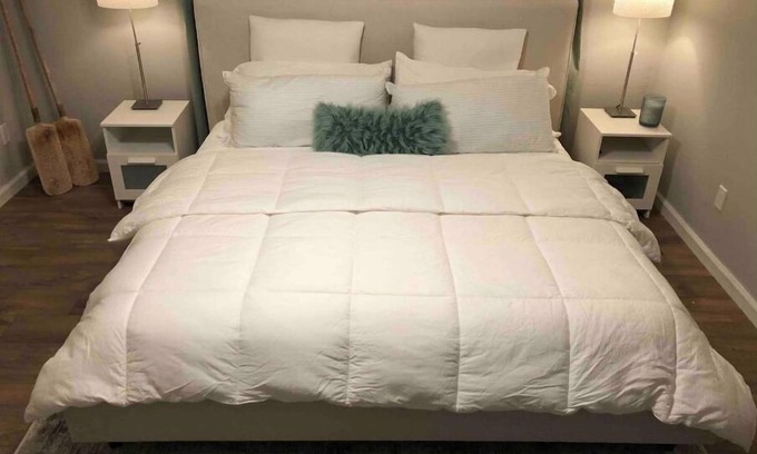 Oakland Casa | Bon Voyage Home. Great For Getting Around Town!