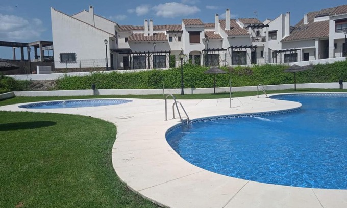 El Ronquillo Casa | Bonita casa a estrenar en paraje natural a 35 minutos de Sevilla