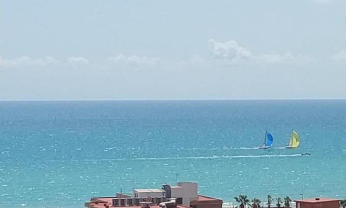 Canet de Berenguer Apartamento | Bonito apartamento con piscina cerca de la playa.