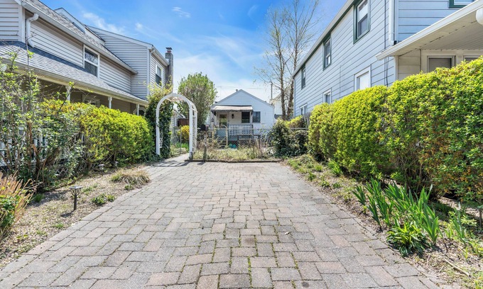 Ocean Grove Casa | Book two weeks for 2000 all winter long sept 15-may 15