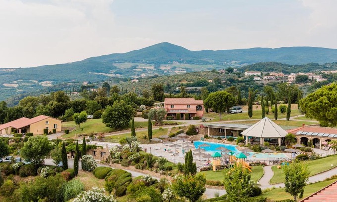 Riparbella Apartamento | Borgo Felciaione