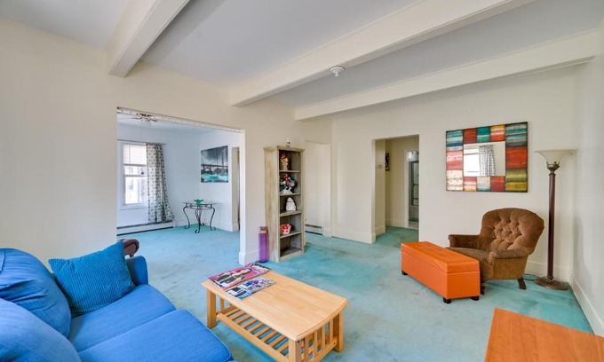 Revere Apartamento | Boston Area Vacation Rental 3 Mi to Airport!