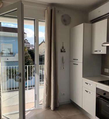 Civitanova Marche Apartamento | Bouganville B apartament B &B
