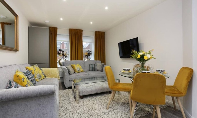 Boscombe Apartamento | BOURNECOAST: MODERN 2 BEDROOM FLAT CLOSE TO BEACHES AND BOSCOMBE SHOPS - FM8387