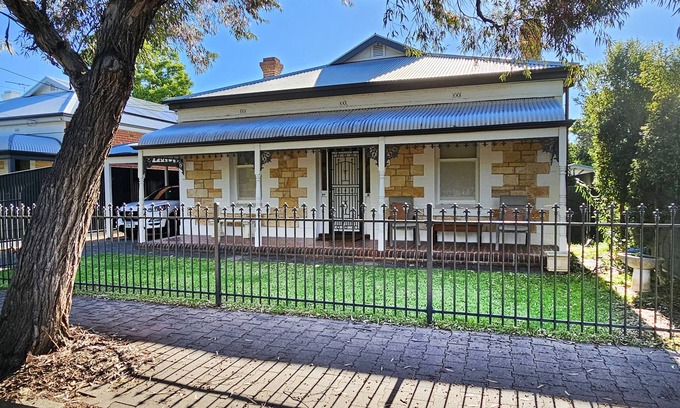 Unley Casa | Boutique Comfort in Unley – Your Home Away from Home- Minutes from CBD