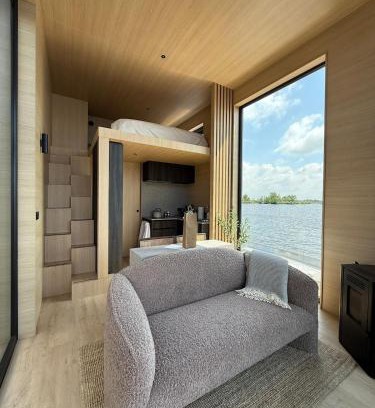 Monnickendam Alquiler De Eote | Boutique Houseboat Stay Romantic Getaway for Two