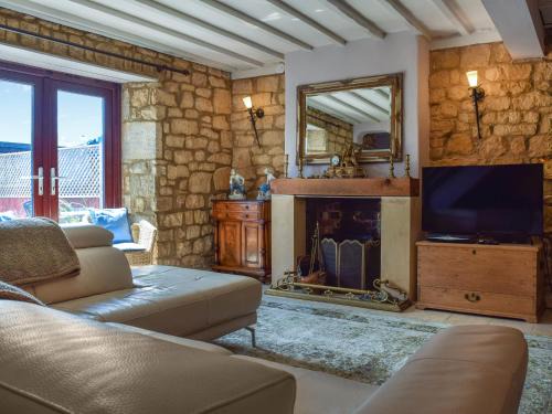 Bourton Casa | Bow Cottage