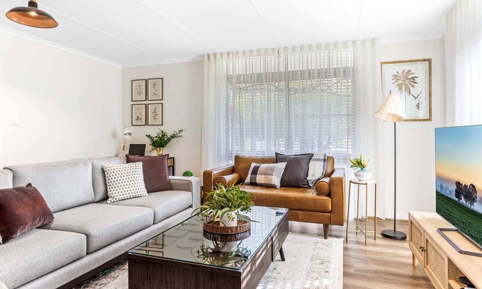 Bowral Casa | Bowral Beauty with Fire Place