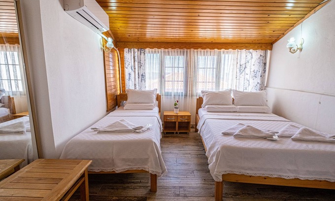 Bozcaada Hotel | Bozcaada Lara Butik Hotel