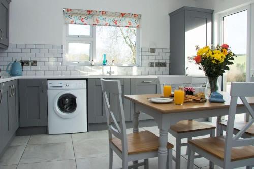 Newry Casa | Bramble Cottage