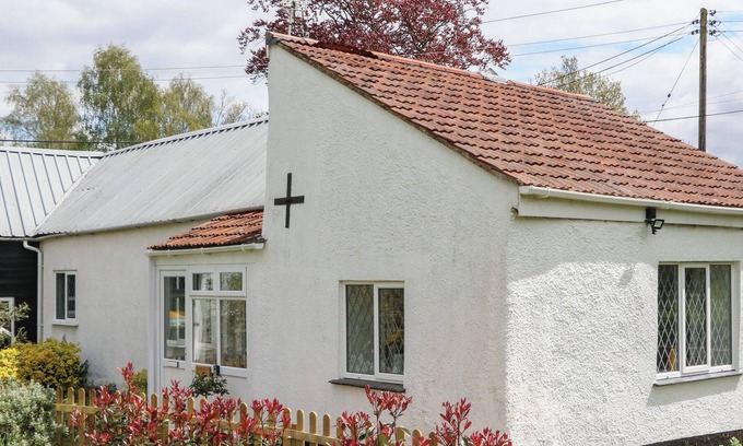 Whimple Cabaña | BRAMLEY COTTAGE, pet friendly, character holiday cottage in Whimple