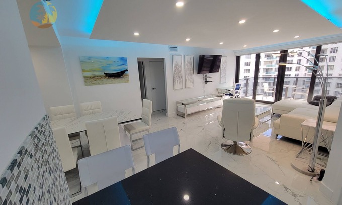 Miami Beach Apartamento | Brand New 2023 Modern 3 Bedroom on the Beach - 11AE