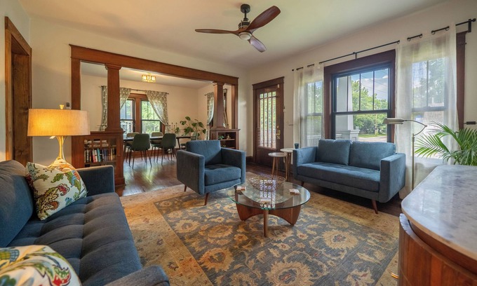 Lawrence Casa | BRAND NEW! 3-Bedroom Barker House - Central Lawrence