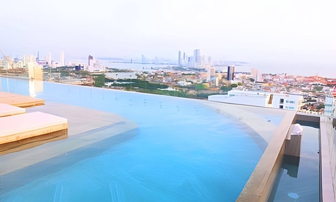 El Cabrero Casa | Brand New, 3blocks from Walled C, Stunning Views