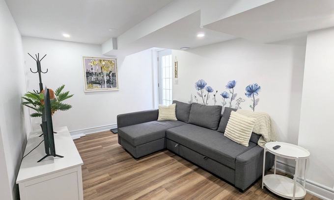 Erin Mills Apartamento | Brand New and Spacious 2 Bedroom Unit in beautiful, quiet neighborhood