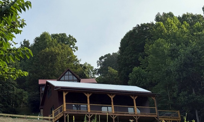 Butler Cabina | Brand new cabin with Dock & Lake Access