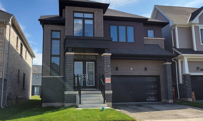 Caledonia Casa | Brand new home in Caledonia walking distance to river trail