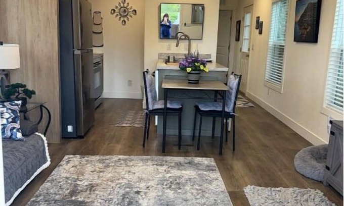 Mira Costa Casa | Brand-New Modern ADU – Your Private Retreat Awaits!