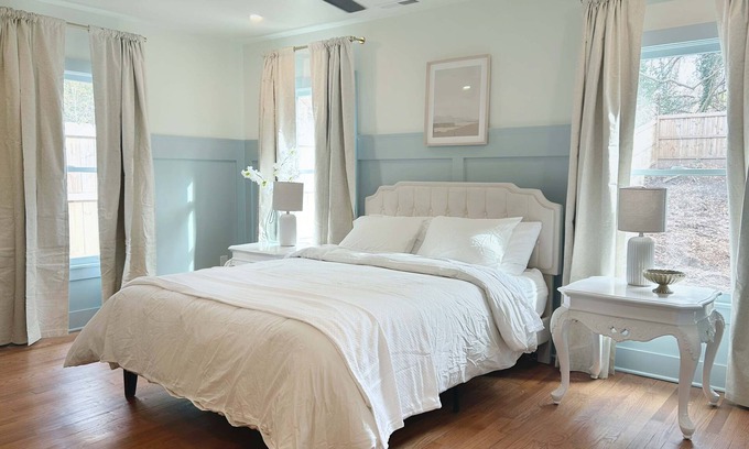 Durham Casa | Brand New Restoration! Duke West Bungalow