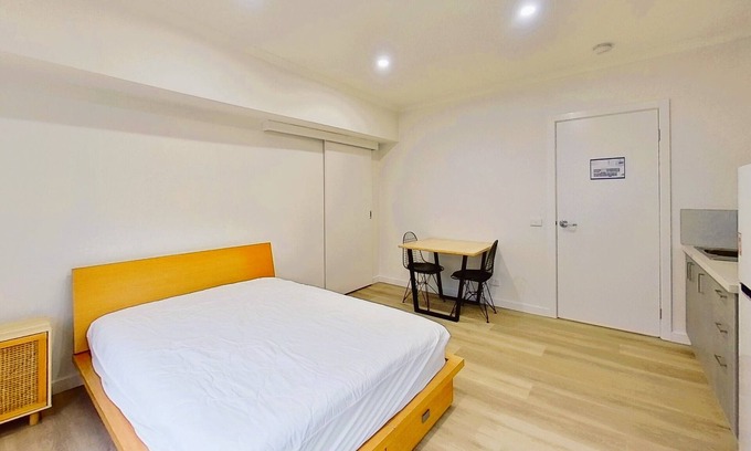 Seymour Apartamento | Brand new studio with private ensuite and kitchenette