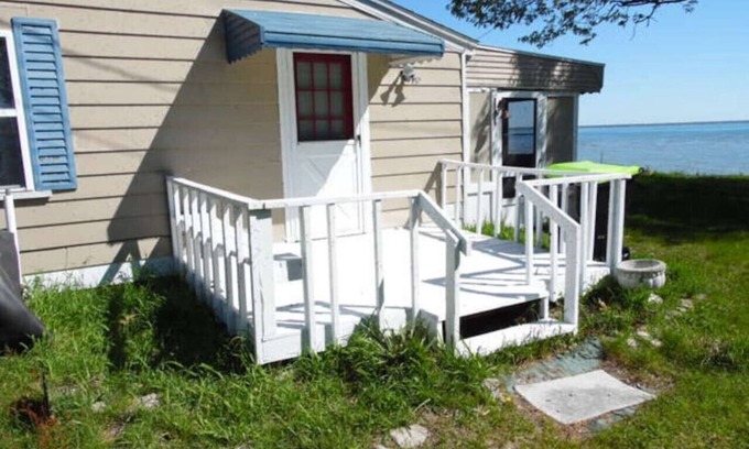 Au Gres Casa | Brawny Lass - AuGres