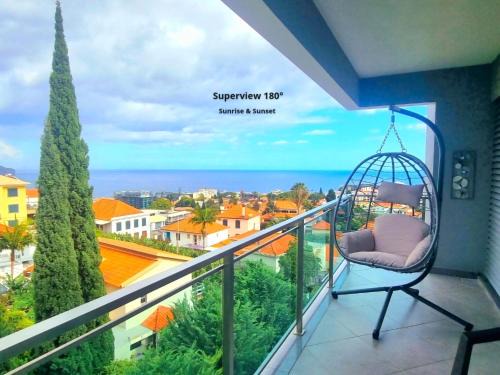 Sao Pedro Apartamento | Breathtaking Panoramic Apartment in Central Funchal, Large, Bright and Inviting