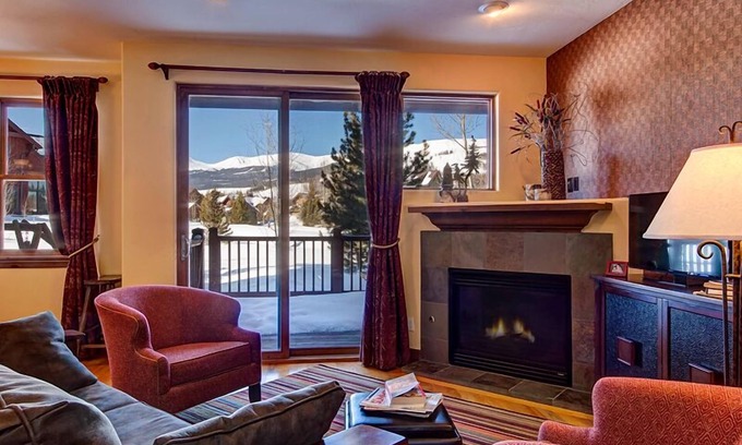 The Highlands Casa | Excelentes vistas al monte, bañera de hidromasaje, a minutos de senderos para bicicletas, golf y actividades al aire libre.