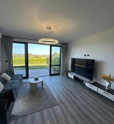 Greerton Casa | Breeze Retreat