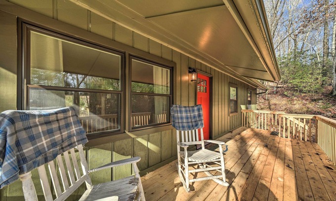 Brevard Casa | Brevard Outdoor Retreat at Connestee Falls