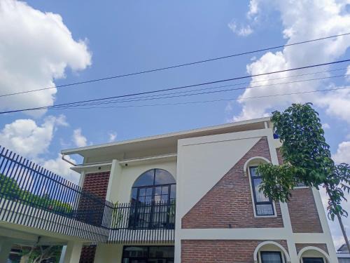 Mataram Casa | BRICK HOUSE - Unique & Central