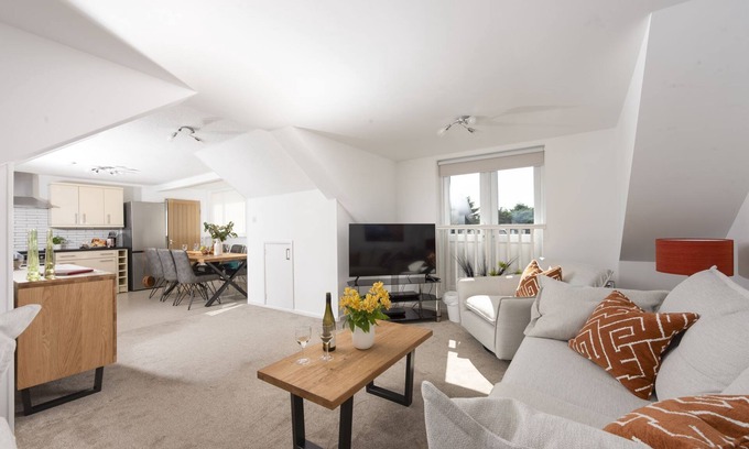 Goonhavern Apartamento | Bridge Apartment - an apartment that sleeps 6 guests in 3 bedrooms