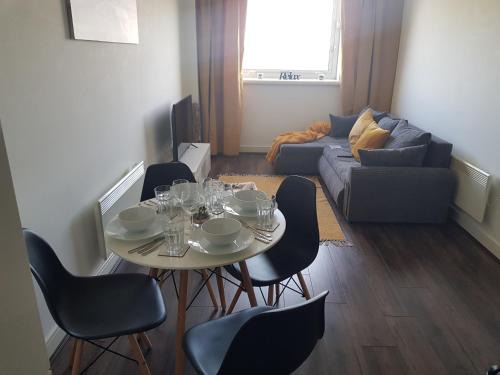 Brierley Hill Apartamento | Brierley Hill - Apartment - Sleeps 2 - Parking