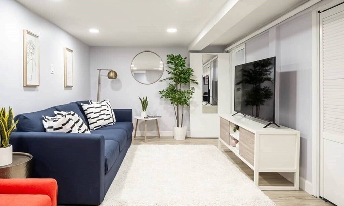 Logan Square Apartamento | ❤️ ¡Condominio 2BR brillante y acogedor en Logan Square!