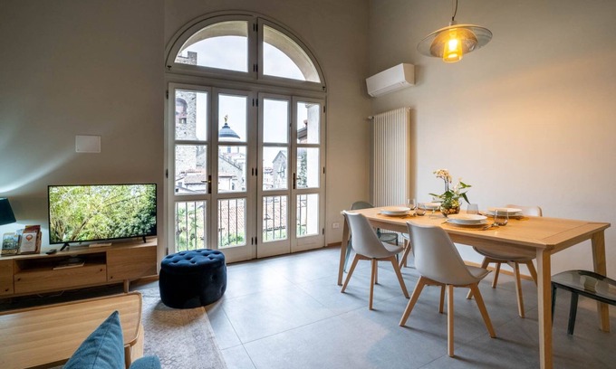Citta Alta Apartamento | Bright and exclusive apartment in the heart of Città Alta renovated to new