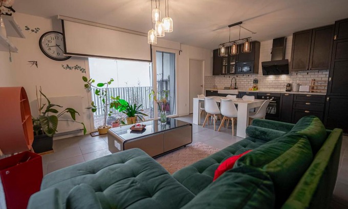 Ginko Apartamento | Bright Apartment Near the Beach
