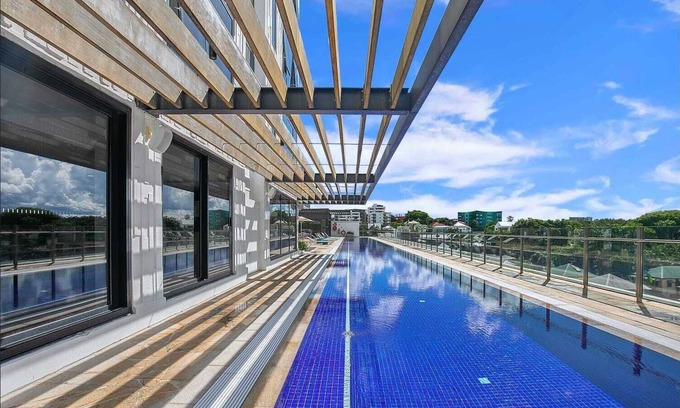 Spring Hill Apartamento | Bright Brisbane CBD resort-style escape