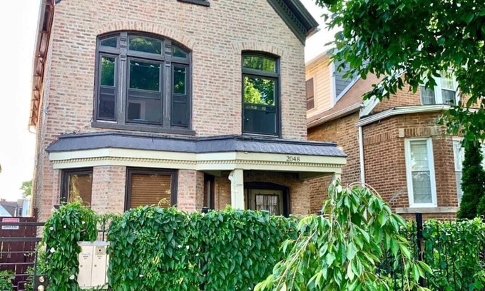 Palmer Square Apartamento | ACOGEDOR, TRANQUILO APTO EN EL CUADRADO HIP LOGAN! -GOATHOTE