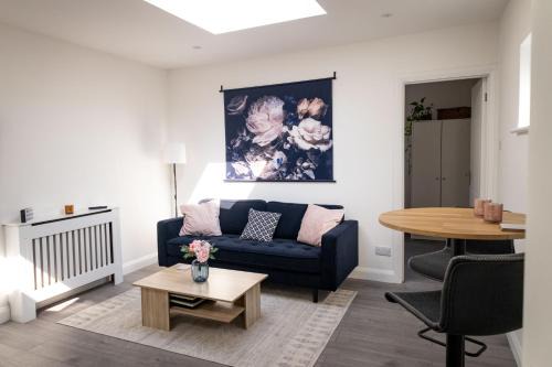 Amersham Apartamento | Bright one bedroom apartment with garden