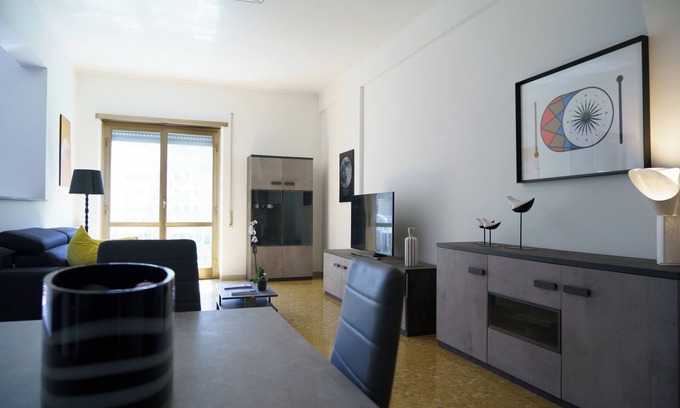 Quartiere XI Portuense Apartamento | Bright, spacious and designer apartment in south Rome. Equipped with every comfort.