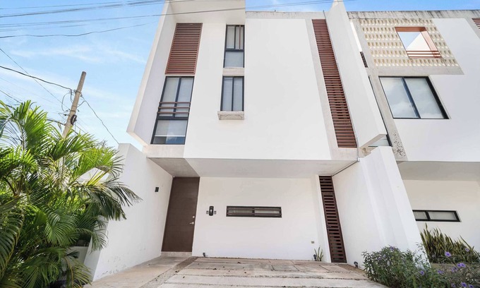 Merida Municipality Casa | Bright & Spacious Mérida Retreat | 3BR Home with Private Pool