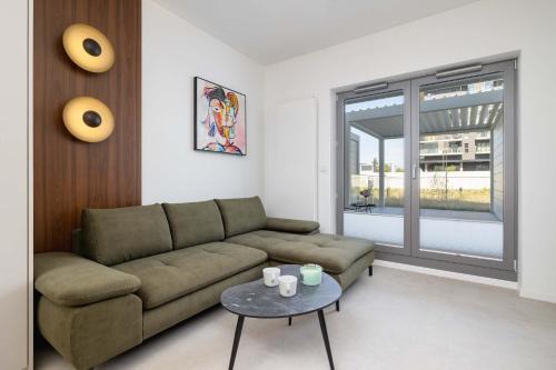 Katowice Apartamento | Bright Studio in Katowice with Parking, Sauna & Gym by Noclegi Renters