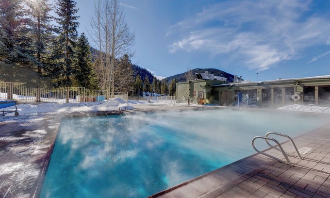 Lakeside Village Apartamento | Brightwood #306